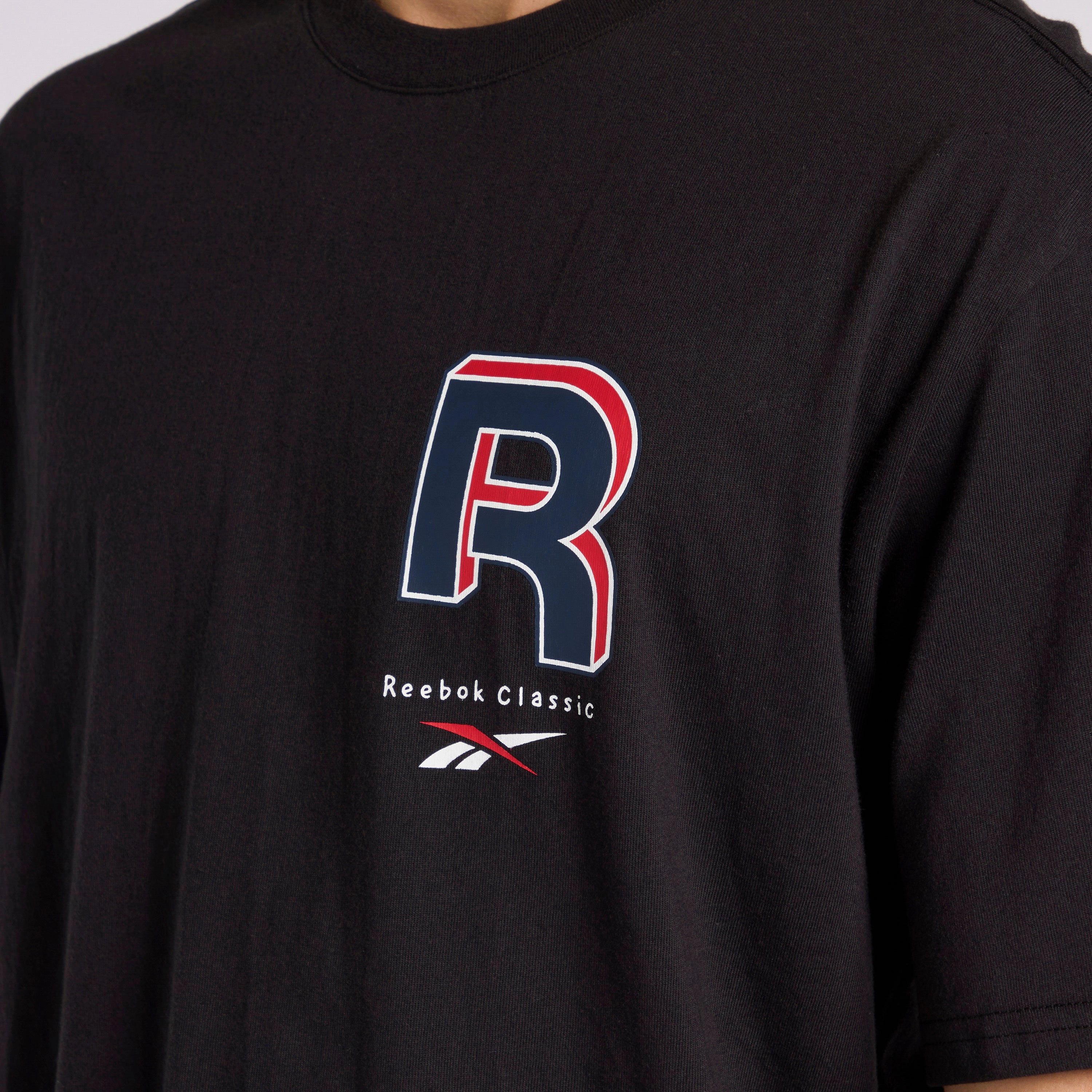 Reebok R Logo Tee Black