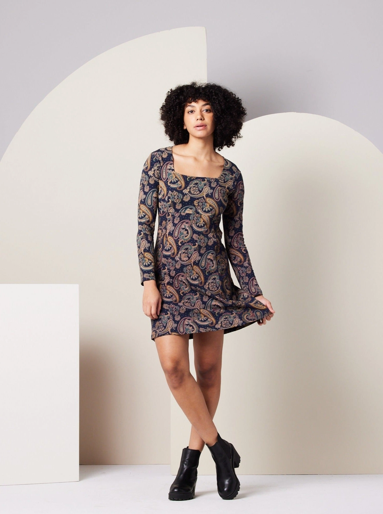 Sonnet Dress - Dark Blue Paisley