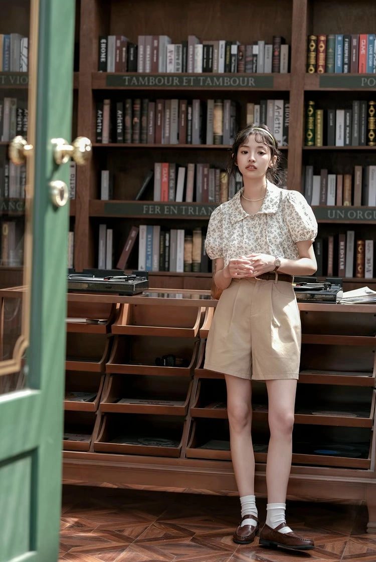 Wild Iris Blouse (2 Colors)